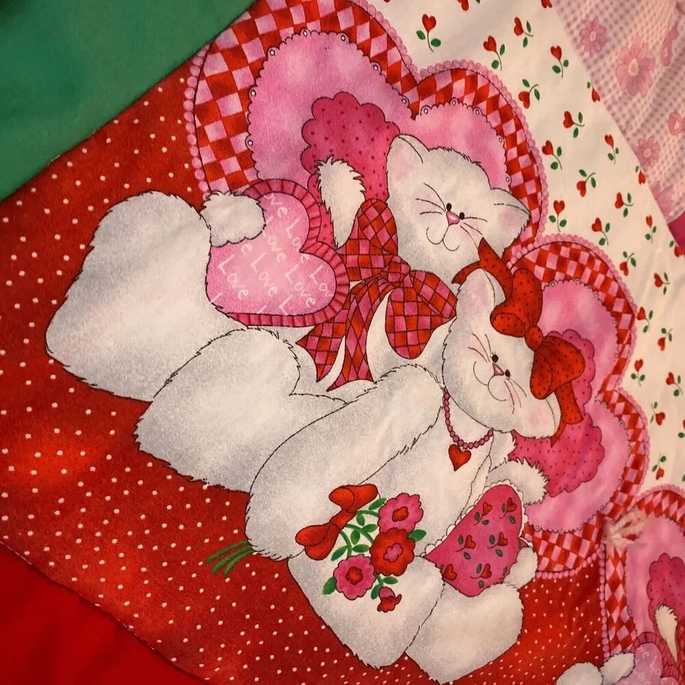 VTG Patchwork Lap Quilt Baby Crib Blanket Kittens Cats Heart Tie Grannycore Gift